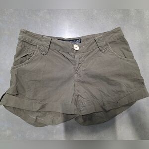 Guess Olive Stretch Shorts Size 28